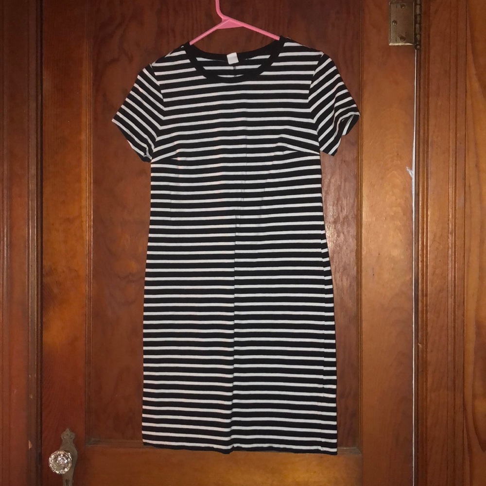 Black and white stripped dress